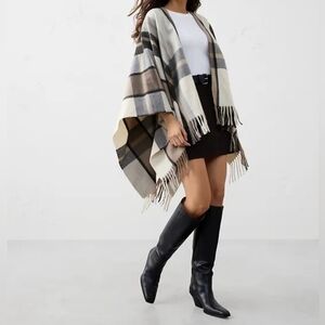 Soft surroundings Poncho scarf oversized One Size